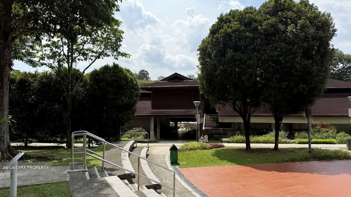 Sembawang Hills Estate (D20), Terrace #530295981